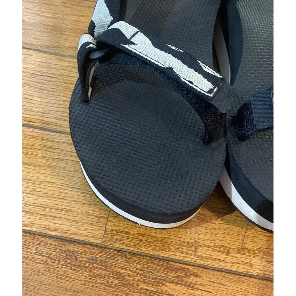 Teva Womens Sandals Flatform Universal Balance Size 8 Platform  Black